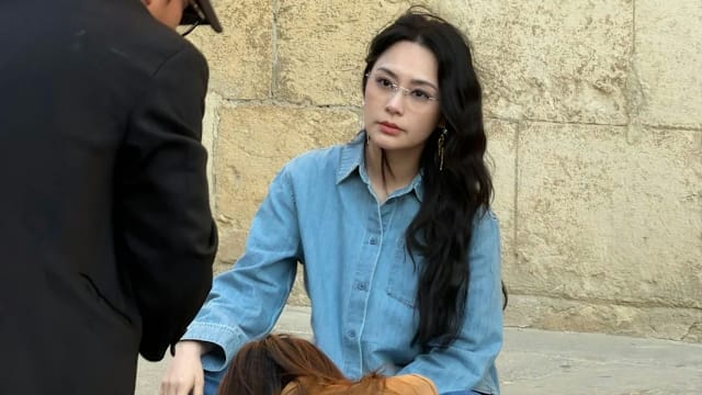 钟欣潼埃及生图流出，网赞：绝世无双的脸！