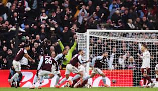 Aston Villa stun leaders Arsenal, Man City close gap to two points, Liverpool held by Leeds