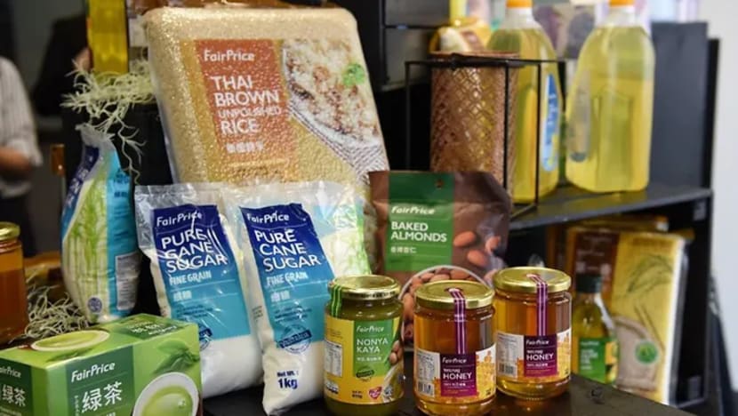 NTUC FairPrice tidak lanjutkan langkah beku harga 100 produk jenama sendiri NTUC FairPrice tidak lanjutkan langkah beku harga 100 produk jenama sendiri