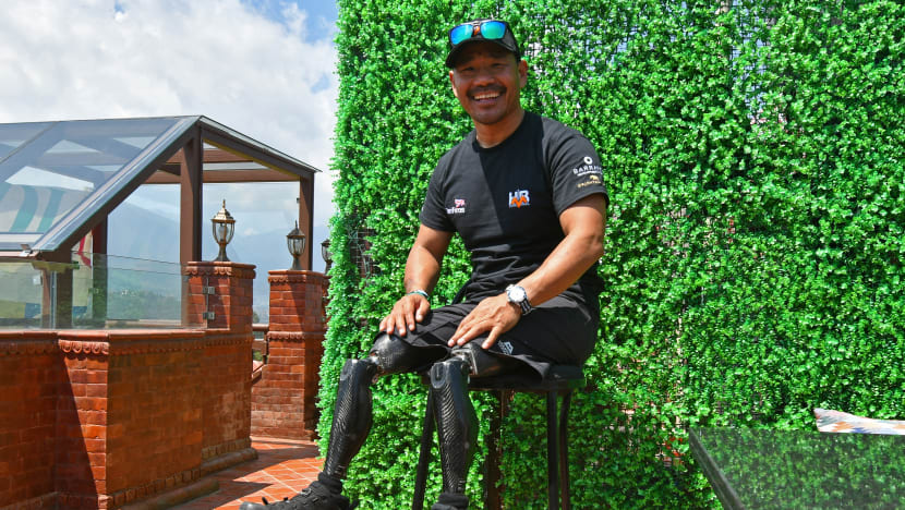 Bekas askar Gurkha tanpa kedua belah kaki cipta sejarah takluk Gunung Everest