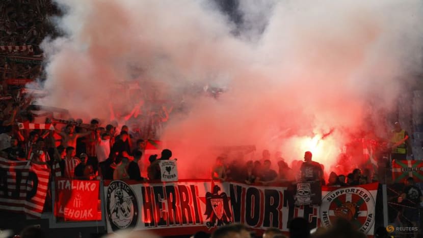 Bilbao condemn fans behaviour in Europa League match at Roma Bilbao condemn fans behaviour in Europa League match at Roma
