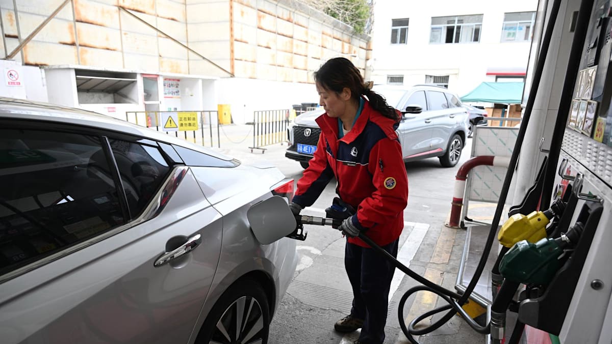 Mengapa China menahan ekspor BBM, dan apa dampaknya bagi pasokan diesel Asia?