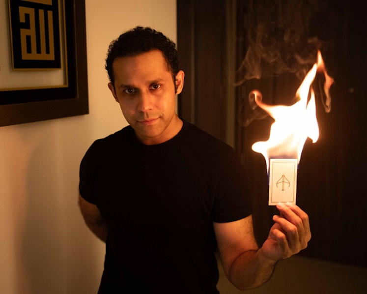 The Stories Behind: After 30-year conflict with dad, this magician wants his audience to see the real magic of relationships