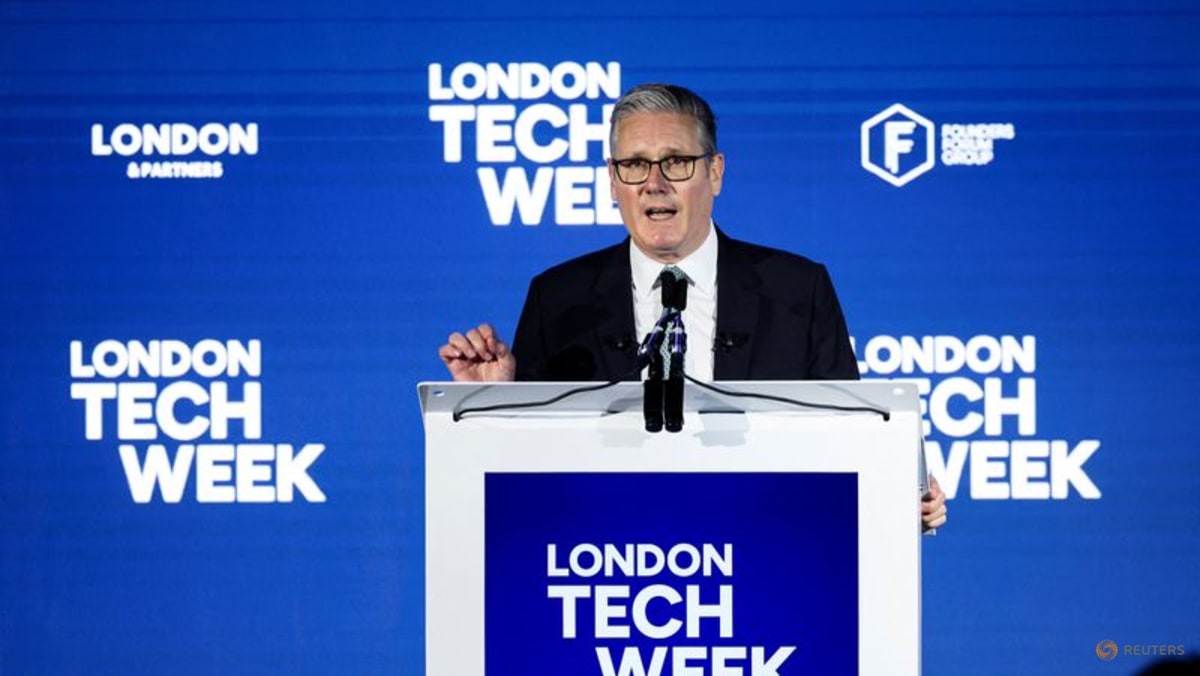 UK sets out $1.5 billion AI hardware plan with supercomputer