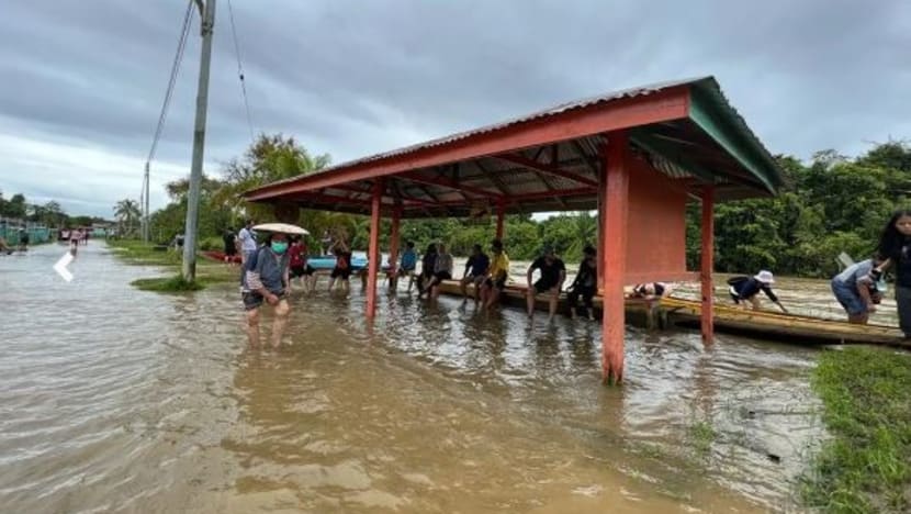 Cemas, banjir & rasa teruja warnai PRU15 di Sarawak