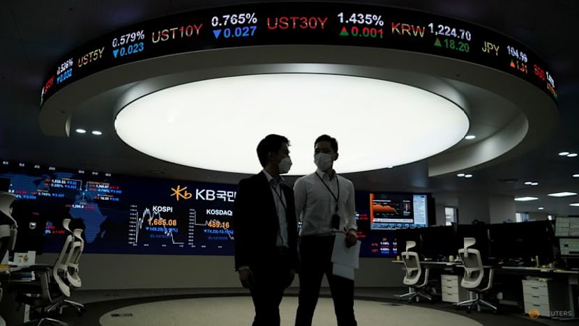 HSBC drops 'overweight' call on EM equities on AI spending fears
