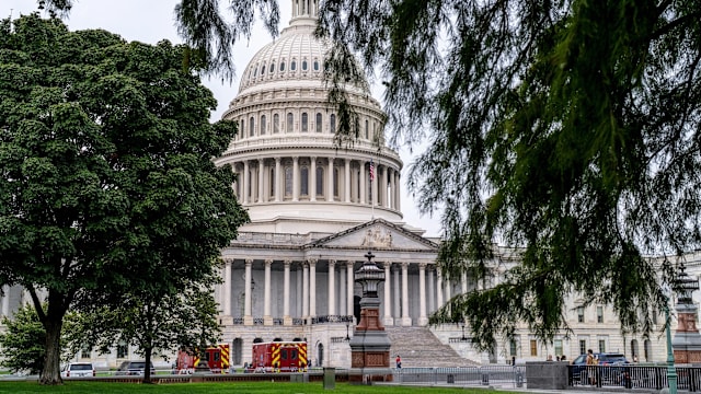 美政府持续停摆 约1400名核安局雇员将被迫休假