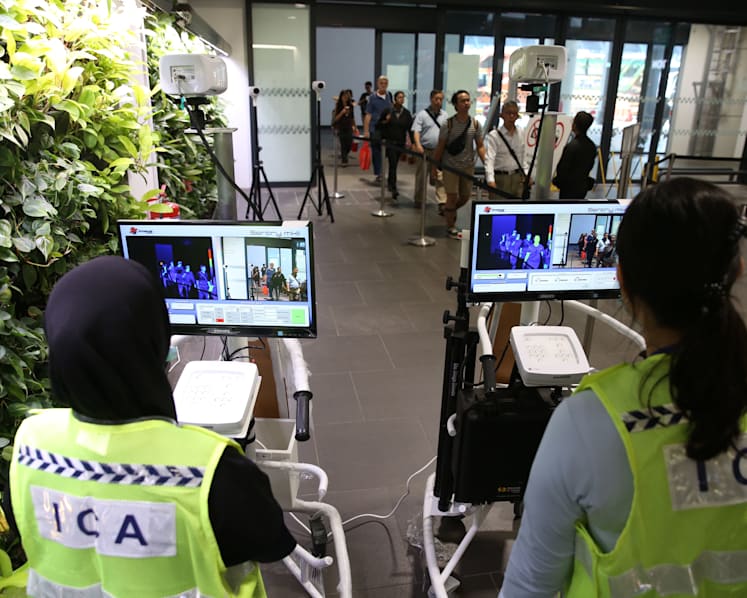 Smooth traffic at checkpoints as authorities begin temperature checks