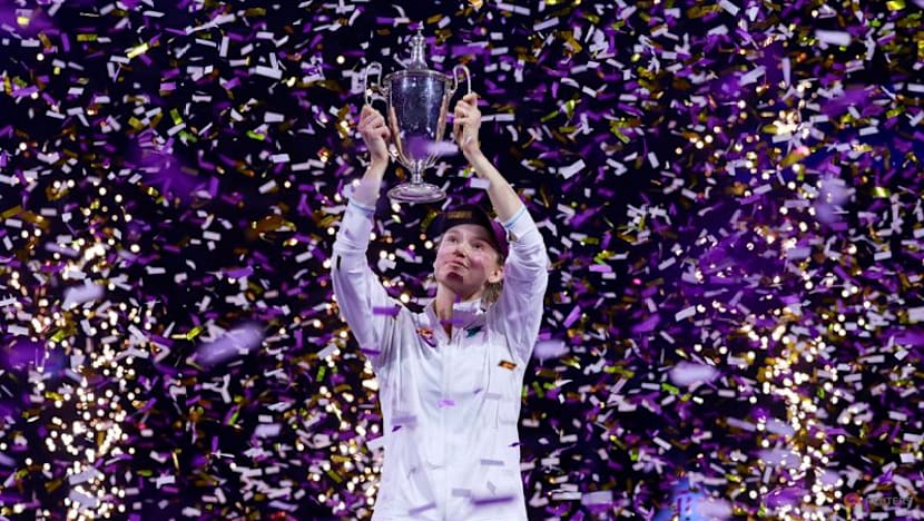 Red-hot Rybakina scorches Sabalenka for maiden WTA Finals crown