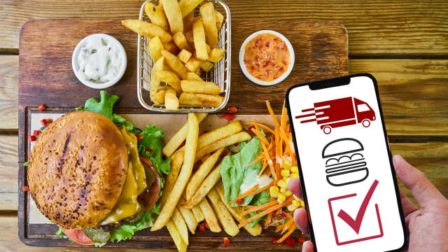 较低送餐费、更亲民价格选项……GrabFood App新功能助你省钱！   