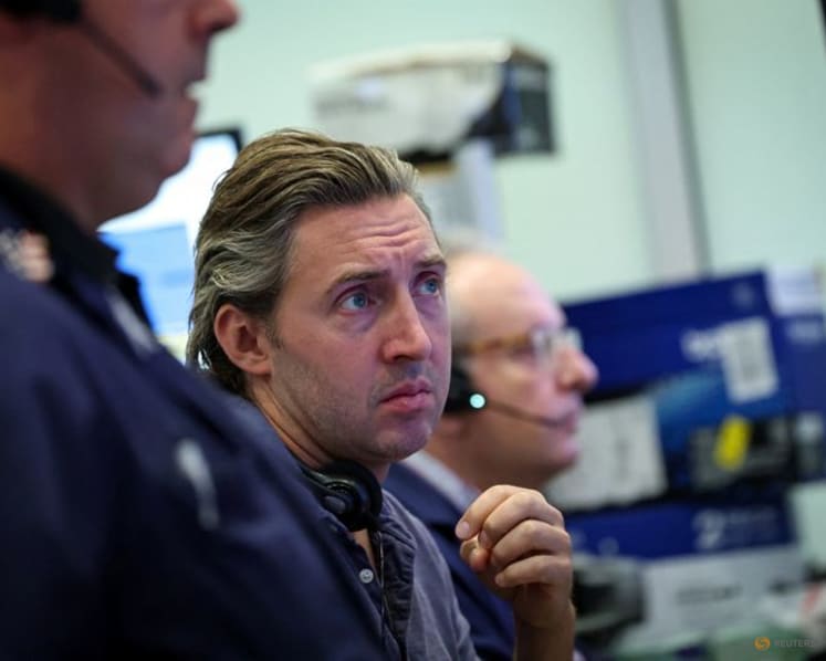 Stocks break AI-driven rally; Powell's caution tempers US yields