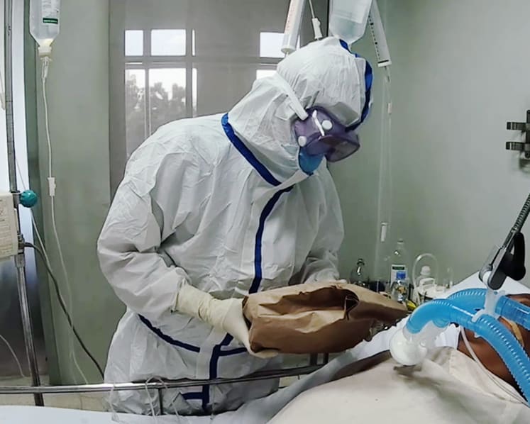 Underpaid and overworked, Philippine nurses would rather walk away than work at home