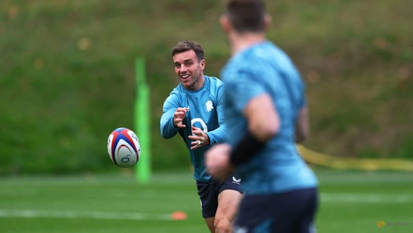 Ford starts for England against Australia, Freeman at centre