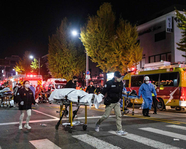 Seoul crowd crush: How it may have happened and what to do in such a situation