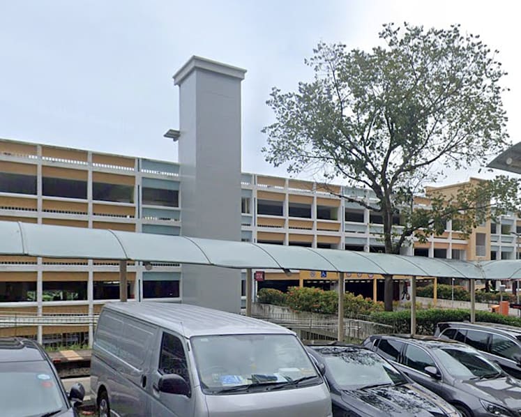 Rioting with deadly weapons in Bukit Merah: 9 men arrested, police seek info on 3 more