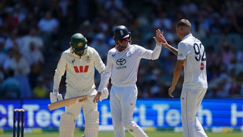 Cummins, Lyon floor England as Australia march towards Ashes triumph