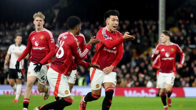 Late Martinez strike earns Man Utd much-needed victory at Fulham