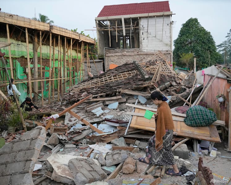 PM Lee sends condolences to Indonesia following deadly quake