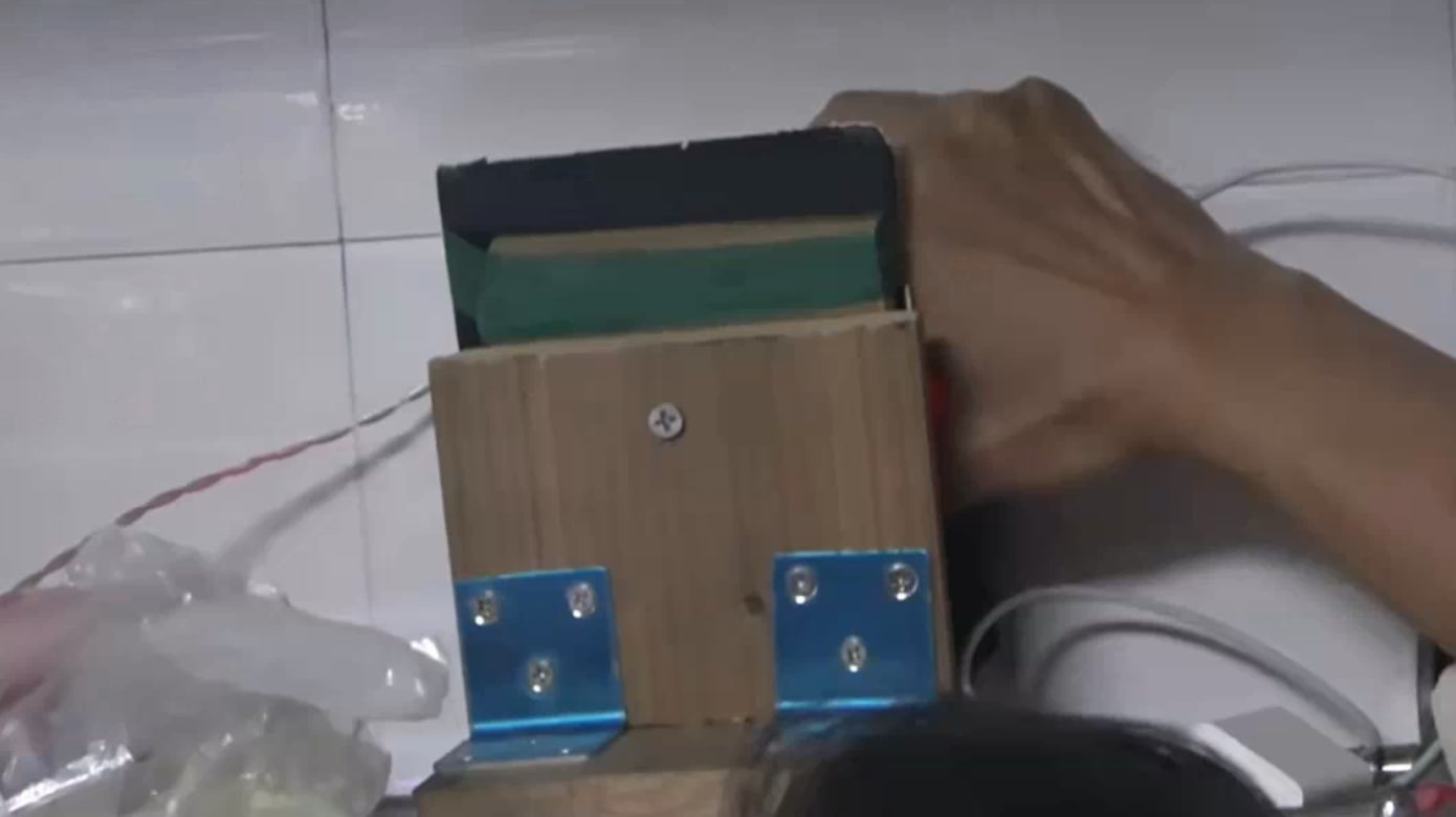 为报复邻居 广州男子每天循环播放十小时鬼故事