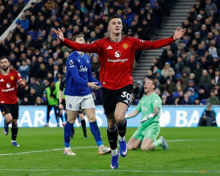 Substitute Sesko seals win for Man Utd at Everton