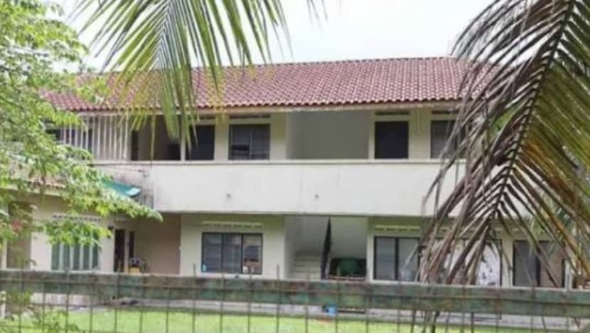 Madrasah Luqmanul Hakim di JB mungkin diroboh atas sebab keselamatan susuli serangan balai polis Ulu Tiram Madrasah Luqmanul Hakim di JB mungkin diroboh atas sebab keselamatan susuli serangan balai polis Ulu Tiram