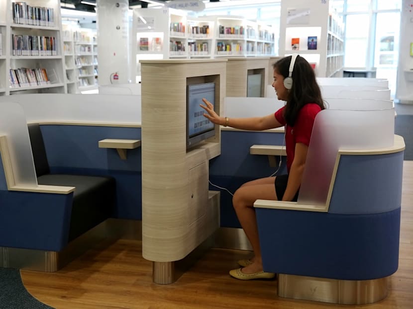 Reopen seating areas in public libraries with safeguards against Covid-19