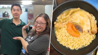 Originally Created For ‘Office Ladies’, $7 Herbal Chicken Soup Served In Ulu Mall Cafe Unexpectedly Attracts Gen-Z Crowd 