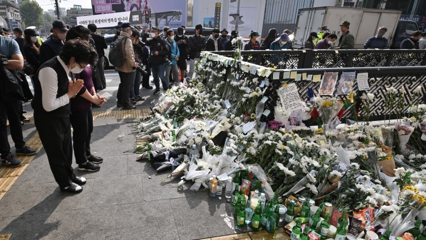 Menteri Dalam Negeri Korea Selatan minta maaf atas tragedi Itaewon Menteri Dalam Negeri Korea Selatan minta maaf atas tragedi Itaewon