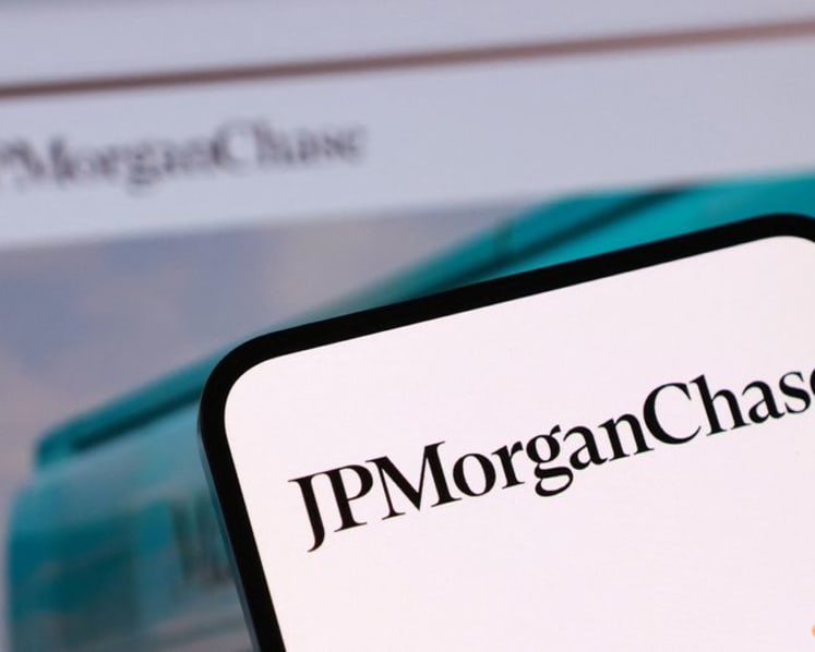 J.P. Morgan harnesses blockchain for debt issuance amid digital asset adoption boost