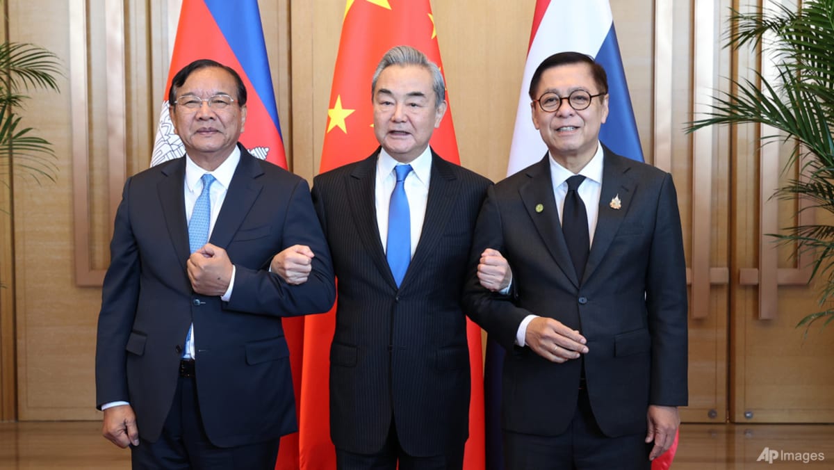 Thailand and Cambodia agree to ‘consolidate ceasefire’ in China talks