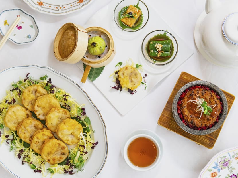 Where do top chefs eat in Hong Kong?