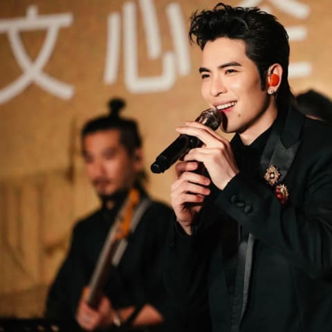 萧敬腾确认震撼回归:10月新加坡独家演唱会,乐迷不可错过的音乐盛宴