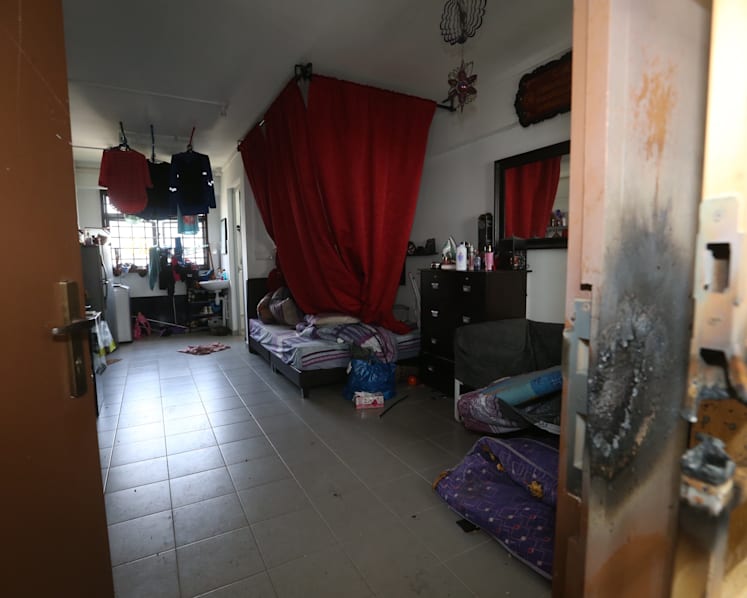 Cops break into Sembawang Drive flat in dramatic end to 17-hour standoff 