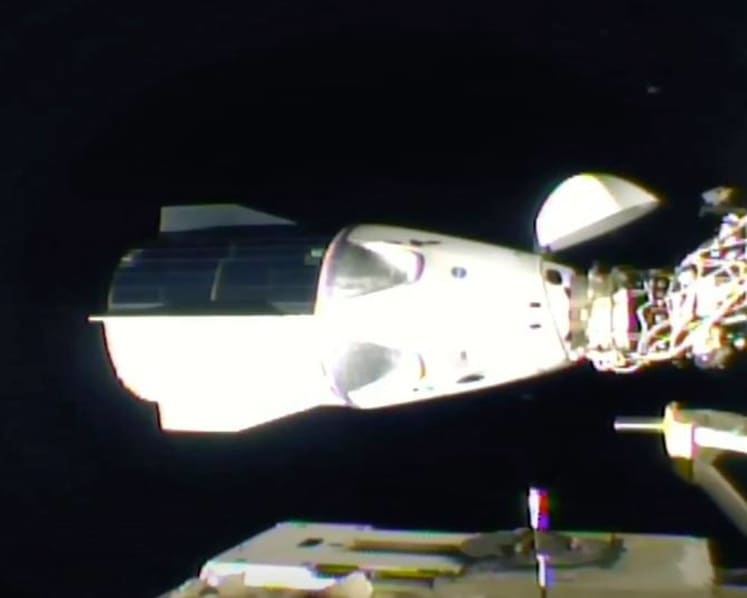 SpaceX capsule with 4 astronauts reaches space station 