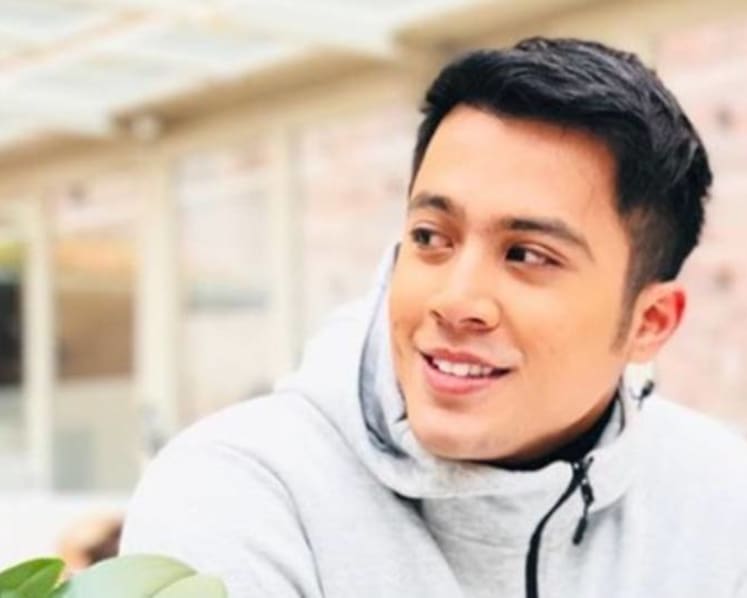 Local singer Aliff Aziz charged with theft at hotel, Starbucks