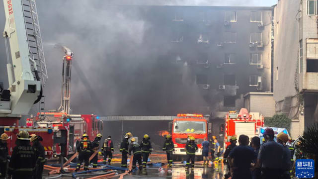 中国福建省一家鞋厂发生火灾 造成28人死亡