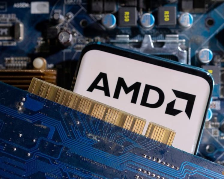 AMD shows off new higher performing AI chip at CES event