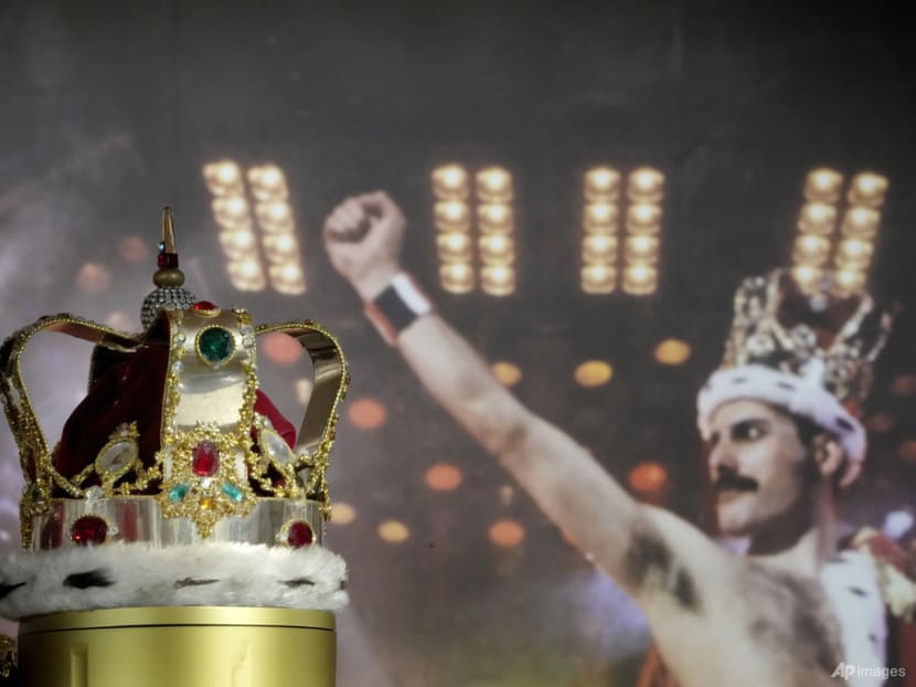 Freddie Mercury's beloved piano, handwritten song drafts and hundreds of belongings on display before auction Freddie Mercury's beloved piano, handwritten song drafts and hundreds of belongings on display before auction