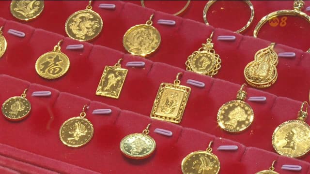 国际金价近期屡创新高 当铺与珠宝店卖金顾客显著增加