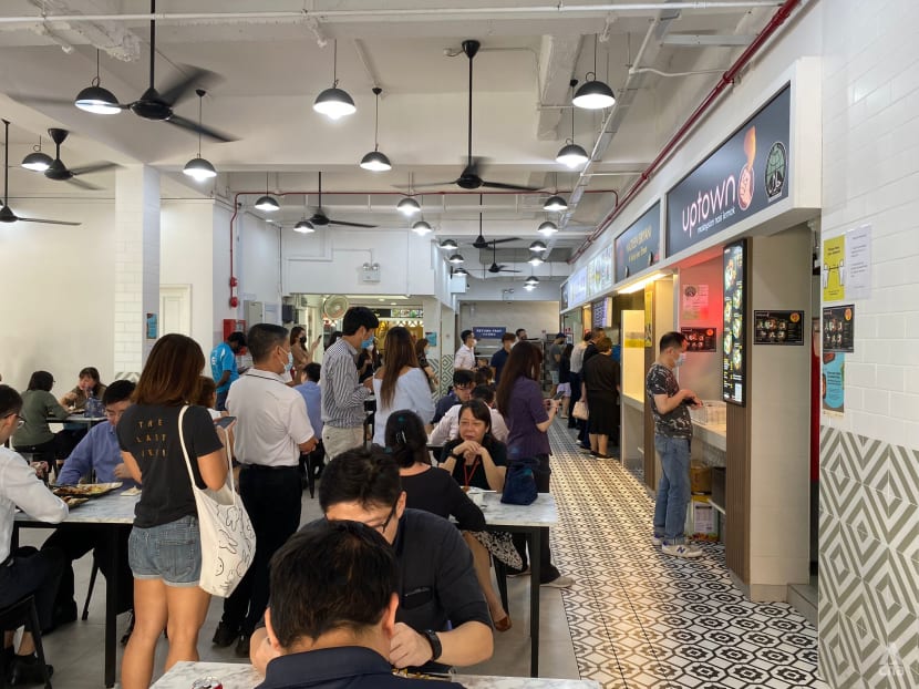 Vaccination-differentiated rules remain for F&B outlets, large events, nightlife venues even as mask-wearing becomes optional Vaccination-differentiated rules remain for F&B outlets, large events, nightlife venues even as mask-wearing becomes optional