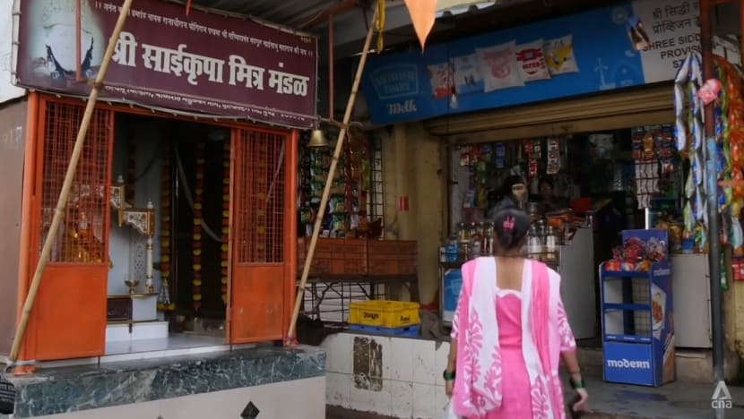 As quick-delivery grocery apps grow in India fuelled by cheap labour, mom-and-pop stores struggle to compete As quick-delivery grocery apps grow in India fuelled by cheap labour, mom-and-pop stores struggle to compete
