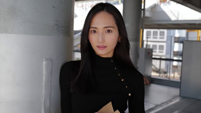 结婚不到1年，日本女星山贺琴子情人节宣布离婚！