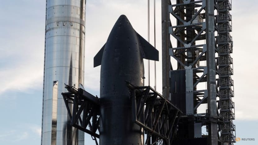 SpaceX postpones Starship test flight over unspecified ship issue SpaceX postpones Starship test flight over unspecified ship issue