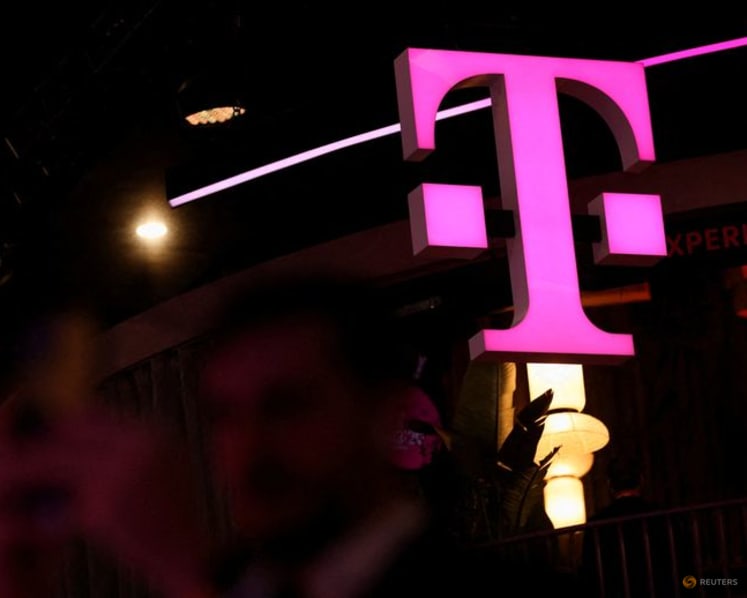 T-Mobile lifts annual forecast for account additions after upbeat quarterly results