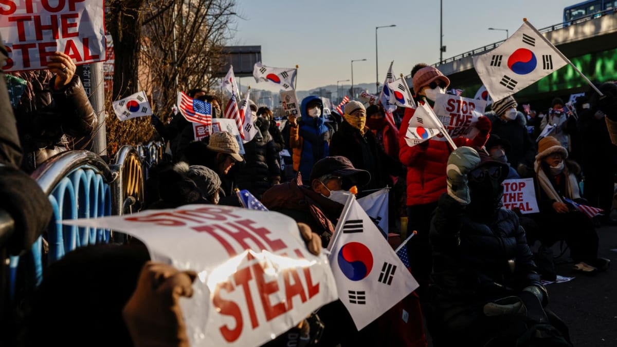 South Korea's presidential security chief resigns