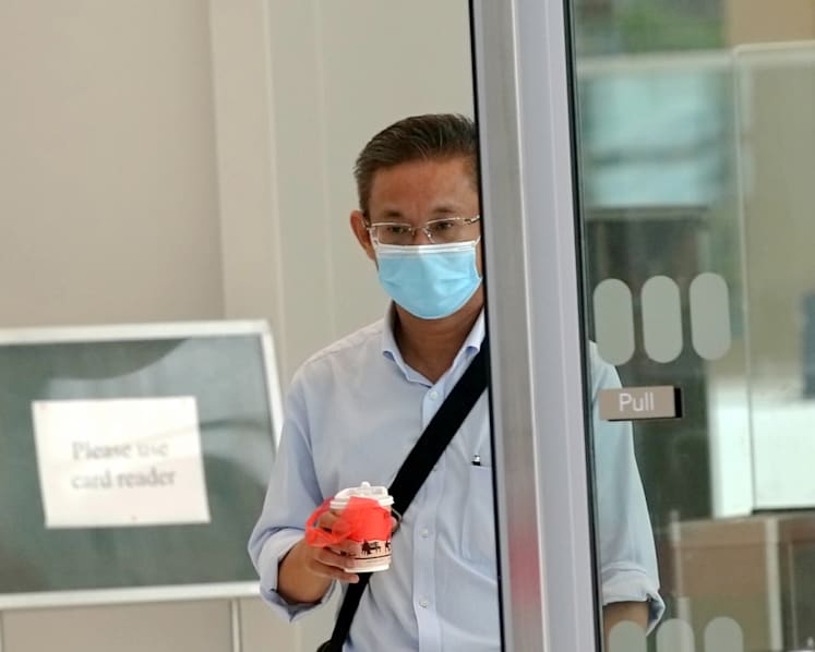 Man on trial for trying to bribe police officer with S$1,000 after drink-driving
