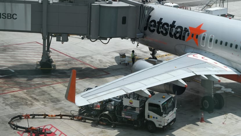 Passenger who threatened to crash Jetstar flight at Changi Airport to plead guilty Passenger who threatened to crash Jetstar flight at Changi Airport to plead guilty
