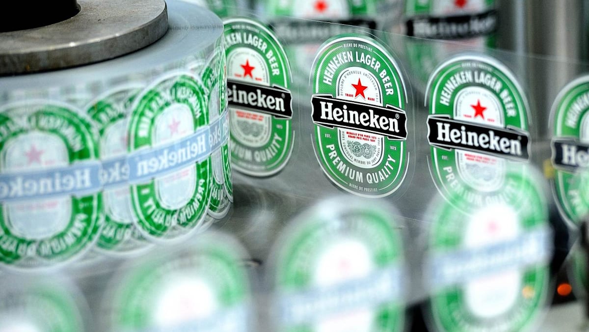 Struggling brewer Heineken to cut up to 6,000 jobs