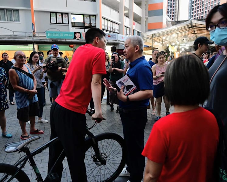 Man disrupts Ng Kok Song's Clementi walkabout, taken to IMH after lodging a police report himself