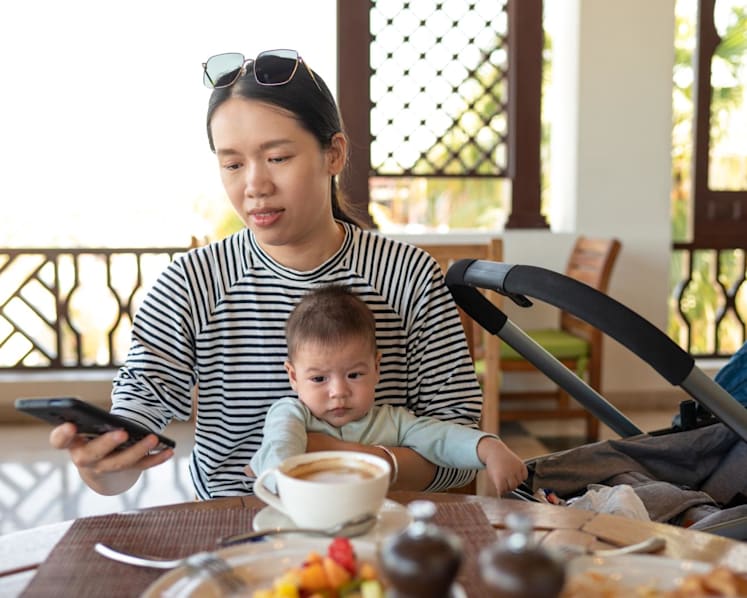 What do Singapore mums eat when they’re breastfeeding? Plus, helpful tips to boost breast milk supply